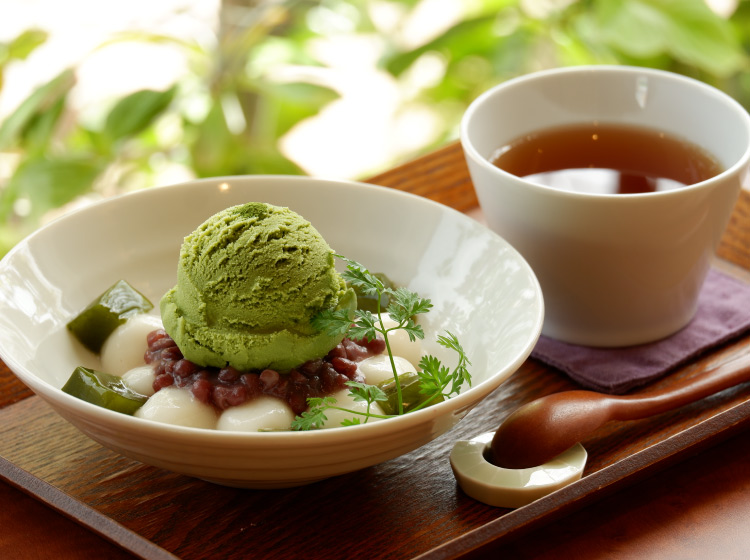 八女茶カフェ｜和café Leaf Heart | 茶葉の栽培から手がけている牛島